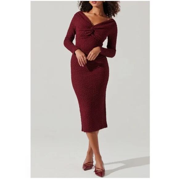 ASTR The Label Dresses & Skirts - ASTR The Label Women's Maroon Deep Red Textured Midi Length Dress